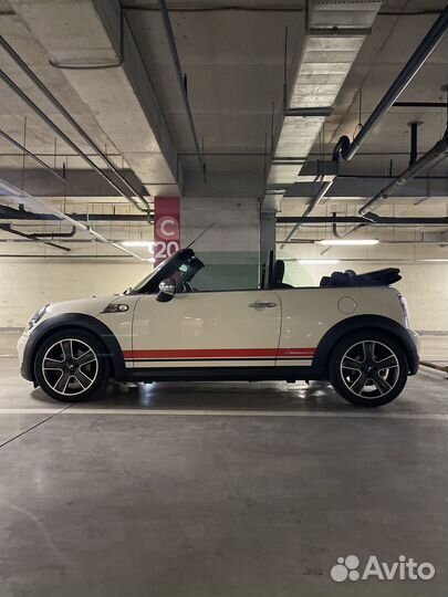 Аренда прокат Mini Cooper S Cabrio Сочи Сириус