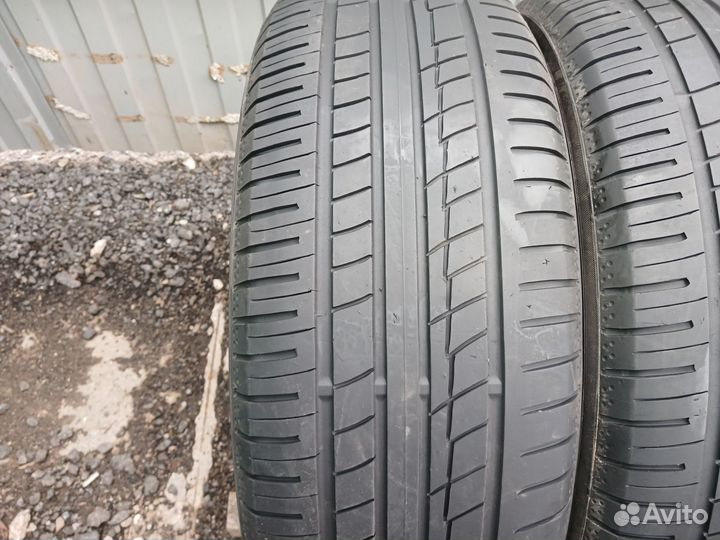 Yokohama BluEarth AE50 235/55 R18