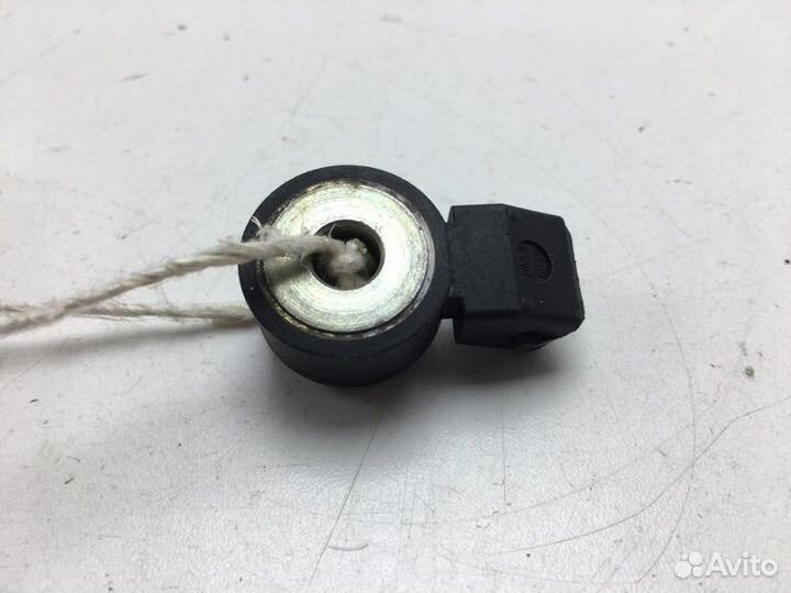 Датчик детонации Mercedes-Benz C-Class W203