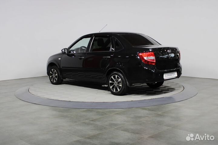 LADA Granta 1.6 МТ, 2015, 128 401 км
