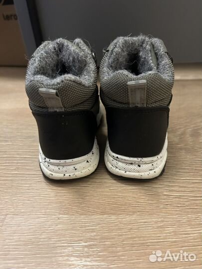 Ботинки демисезонные 24