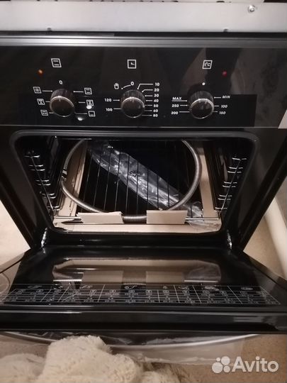 Духовой шкаф новый