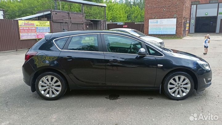 Opel Astra 1.6 МТ, 2015, 61 500 км