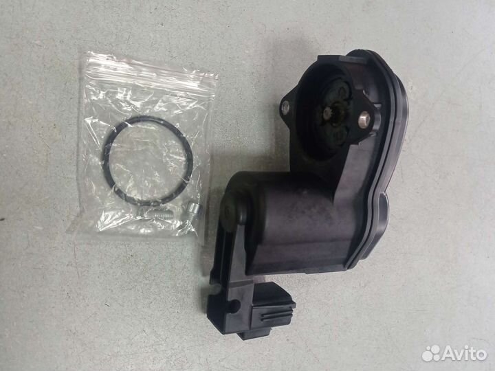 Моторчик стояночного тормоза