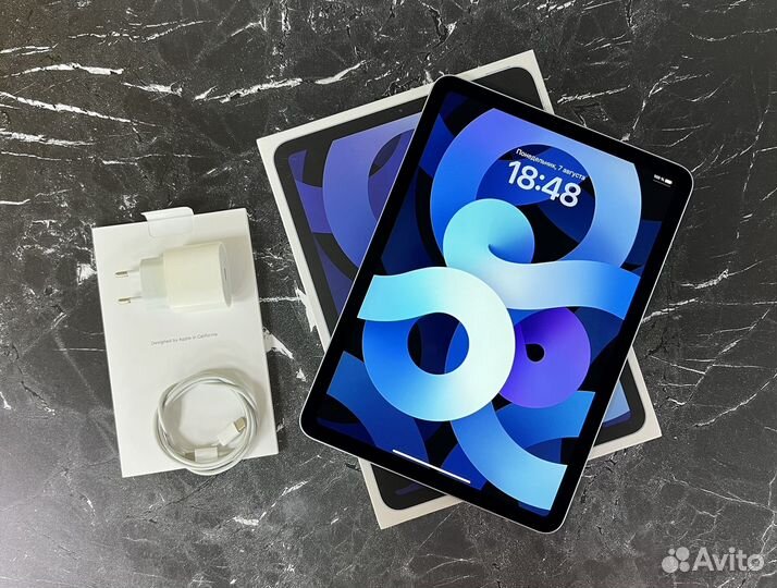 iPad Air 4 Sky Blue
