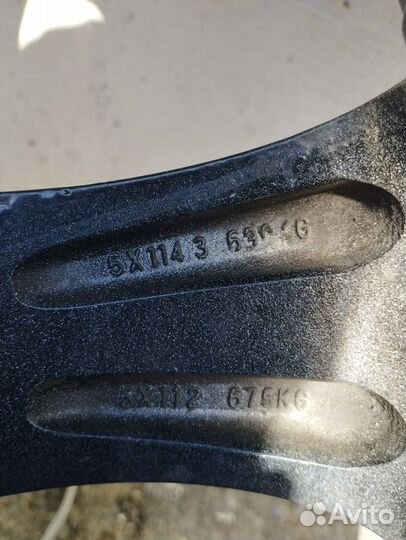 Продаю комплект колес с дисками