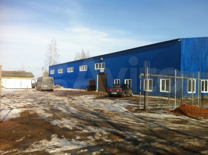 Помещение свободного назначения, 1300 м²