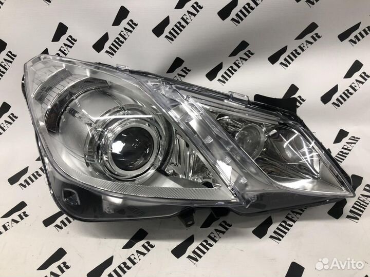 Фара правая Mercedes Benz E klasse c207 2009-2013