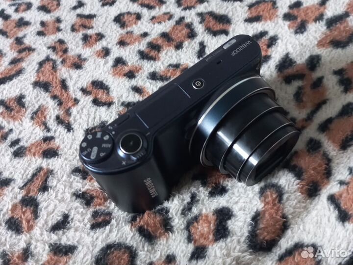 Компактный фотоаппарат Samsung wb200f
