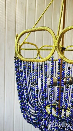 Люстра ручной работы из хрустальных бусин