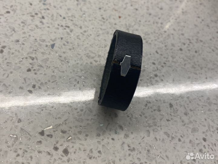 Пряжка с ремня Хенджина