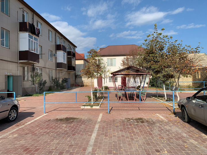 2-к. квартира, 54 м², 3/3 эт.