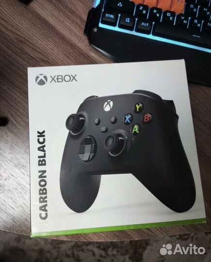 Xbox One S 1tb 35 игр