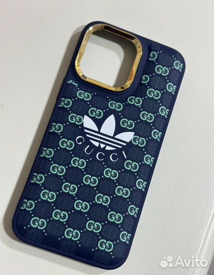 Чехол на iPhone