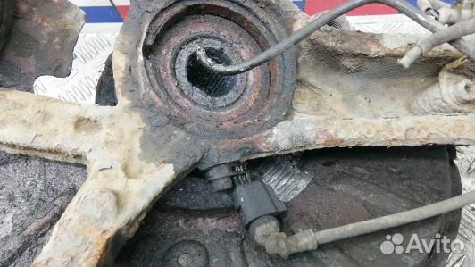 Ступица передняя правая volkswagen touareg 7L (EEA