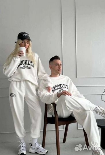 Спортивный костюм женский новый