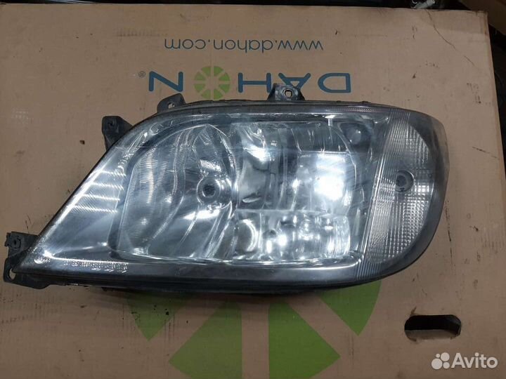 Фара передняя левая Mercedes-Benz Sprinter Classic