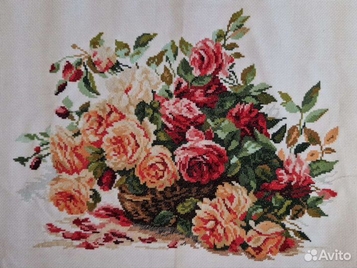 Вышивка крестом. Королевские розы