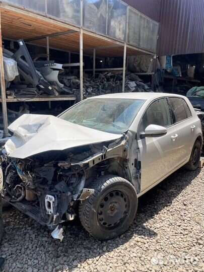 Volkswagen Golf 6 1.4 caxa DSG7 dq200