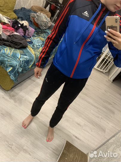 Спортивный костюм adidas