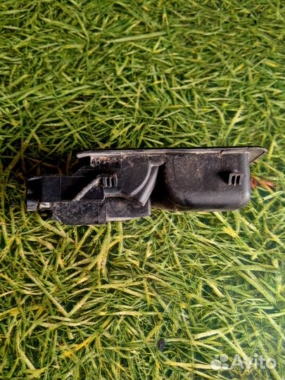 Ручка двери внутренняя задняя левая Ауди 80 Б3