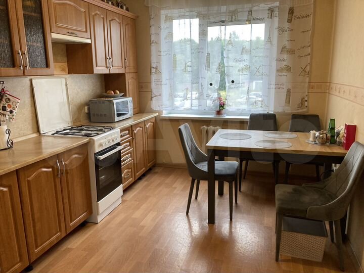 3-к. квартира, 68,9 м², 2/10 эт.