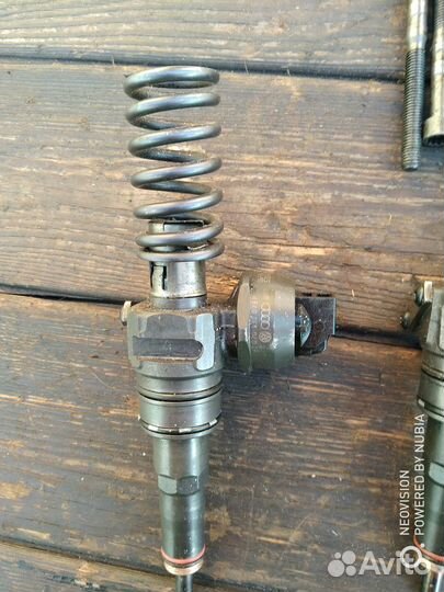 Насос-форсунка Фольксваген Т5 2.5 BNZ