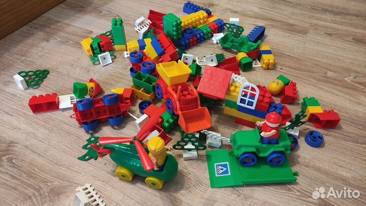 Конструктор Bauer дом плюс автодорога 220 деталей