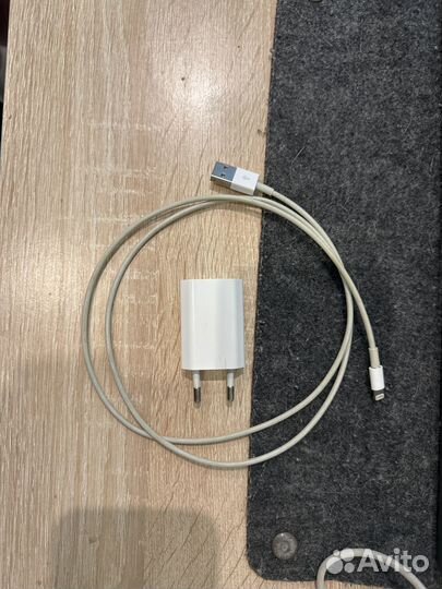 Зарядка на iPhone
