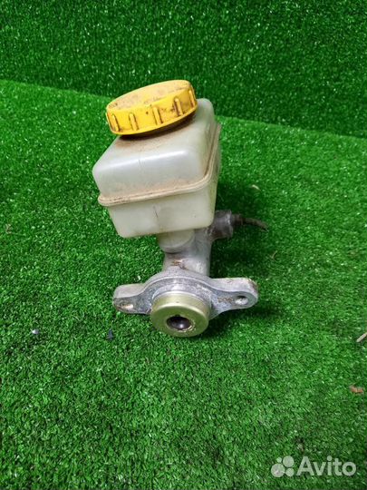 Главный тормозной цилиндр Subaru Legacy Lancaster