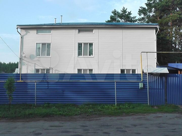 Дом 520 м² на участке 17 сот.