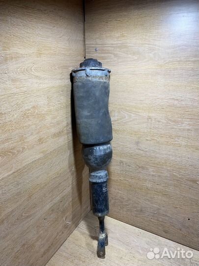 Стойка передняя правая Audi A6 C5 Allroad