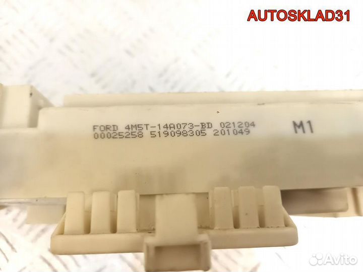 Блок предохранителей Ford Focus 2 4m5t14a073bd