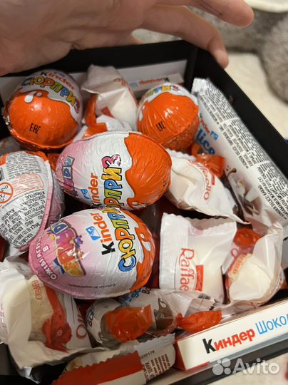 Большой киндер сюрприз