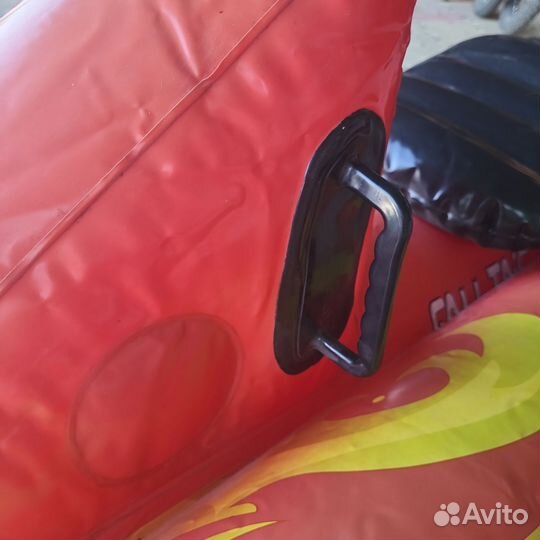 Надувной матрас-лодка