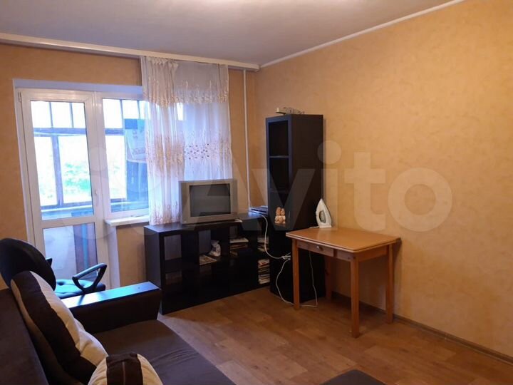 2-к. квартира, 43 м², 2/5 эт.