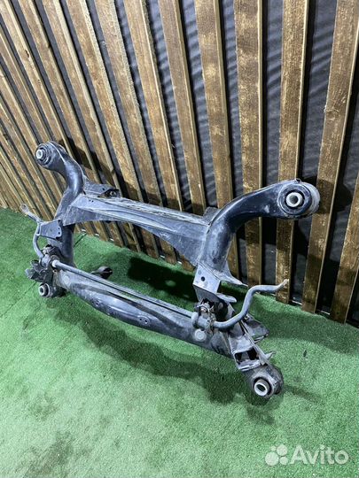 Задняя балка Lexus IS250 GS350