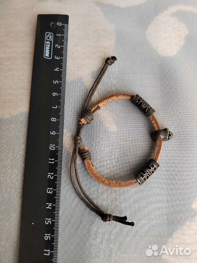 Браслеты в ассортименте