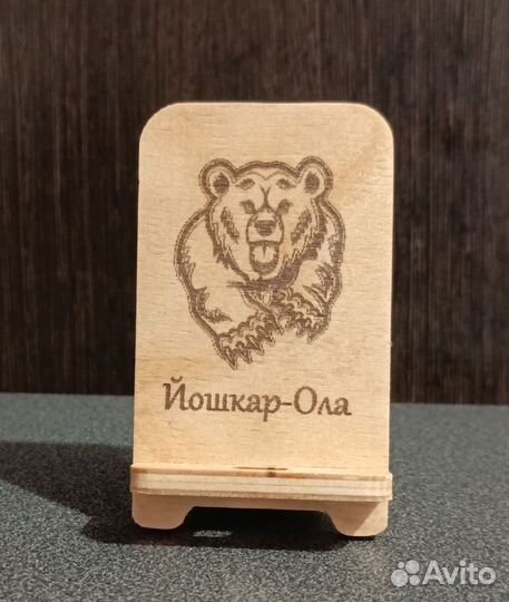 Подставка для телефона из дерева