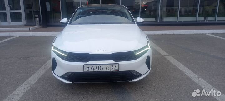 Kia K5 2.0 AT, 2022
