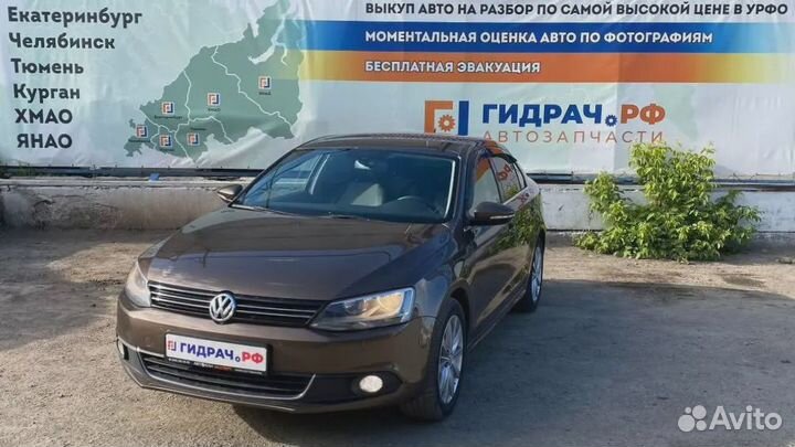 Клапан перепускной Volkswagen Jetta (A6) 03C145710