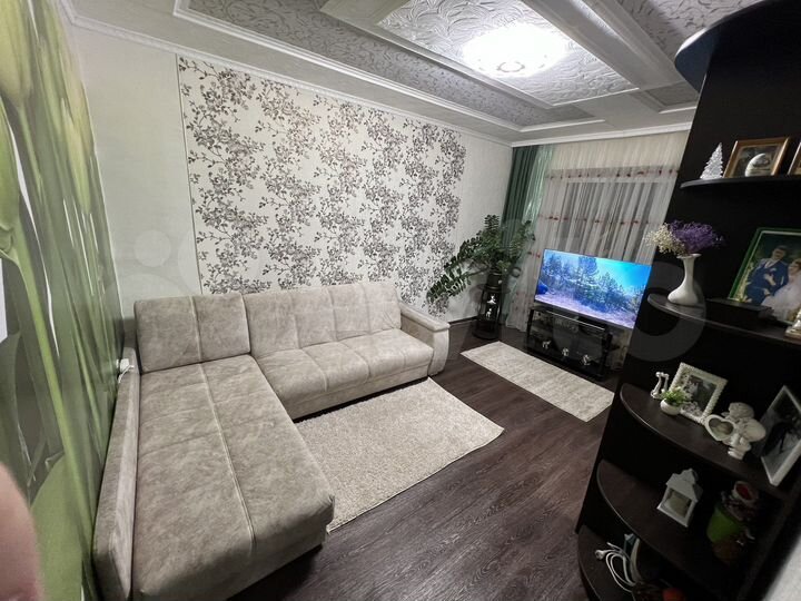 2-к. квартира, 52 м², 5/5 эт.