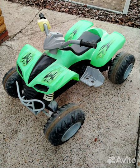 Детский квадроцикл на аккумуляторе