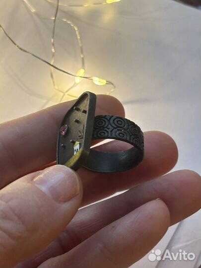 Кольцо женское с камнем