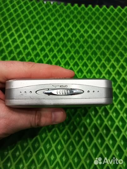 Кассетный плеер Aiwa RX208