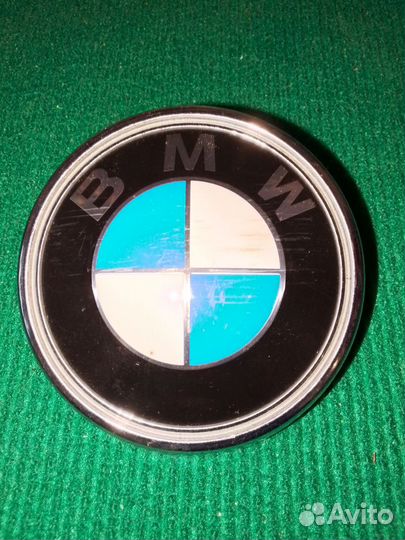 Эмблема на заднюю дверь BMW X3 E83