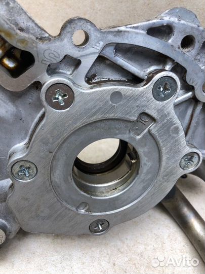 Масляный насос Chevrolet Aveo T200 седан F15S3