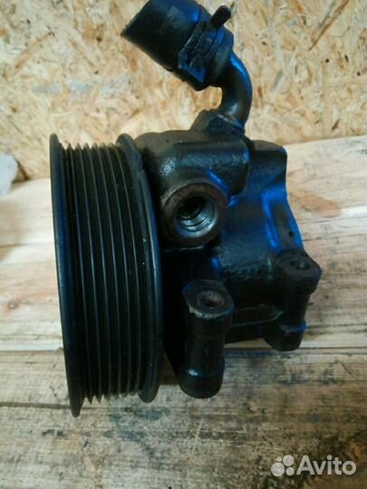 Насос гур Форд Транзит с 2006 года дв. 2.2/2.4D