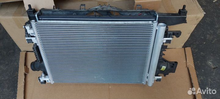 Кассета радиаторов Opel Astra J GTC