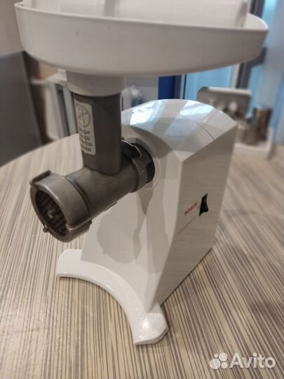 Мясорубка электрическая Bosch